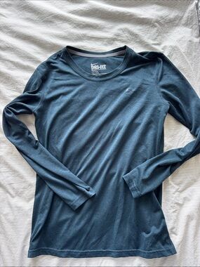 Nike teal long sleeved Top - medium
